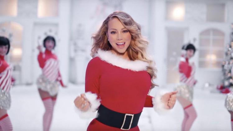 mariah-carey-devoile-noueau-clip-all-i-want-for-christmas-is-you