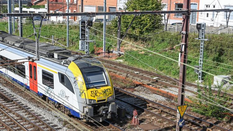 SNCB: le trafic ferroviaire suspendu entre Mouscron et Lille après un problème de signalisation
