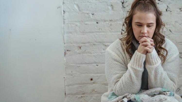 pexels-keira-burton-étudiante qui pense-4 signes que tu as peut-être fait le mau