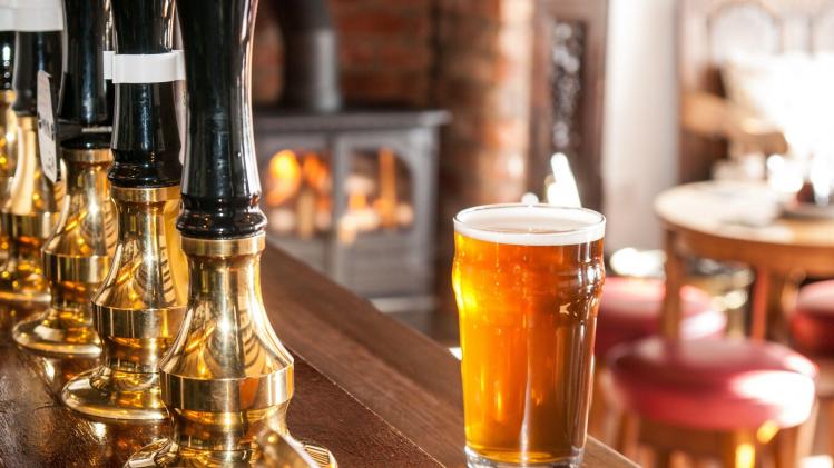 GENERIC_Pub_Bar_British_anglais_english_beer_biere_c7657a9806