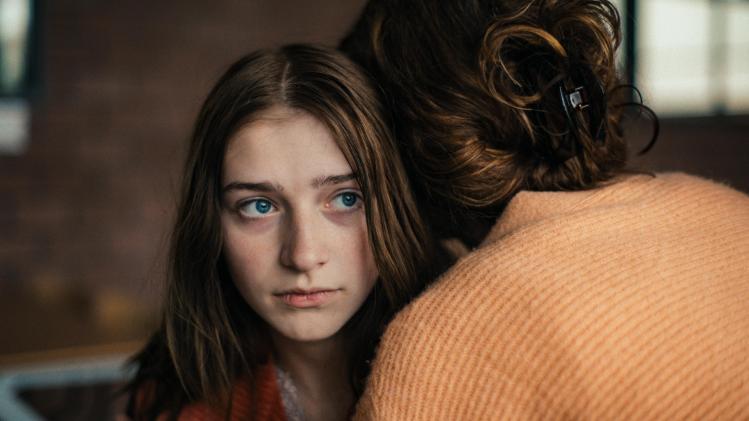 Holly - 1 ©Prime Time - Angela Otten