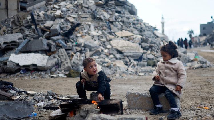 Conflit israélo-palestinien: l’aide d’urgence n’est pas suffisante pour les enfants de Gaza, alerte l’OMS