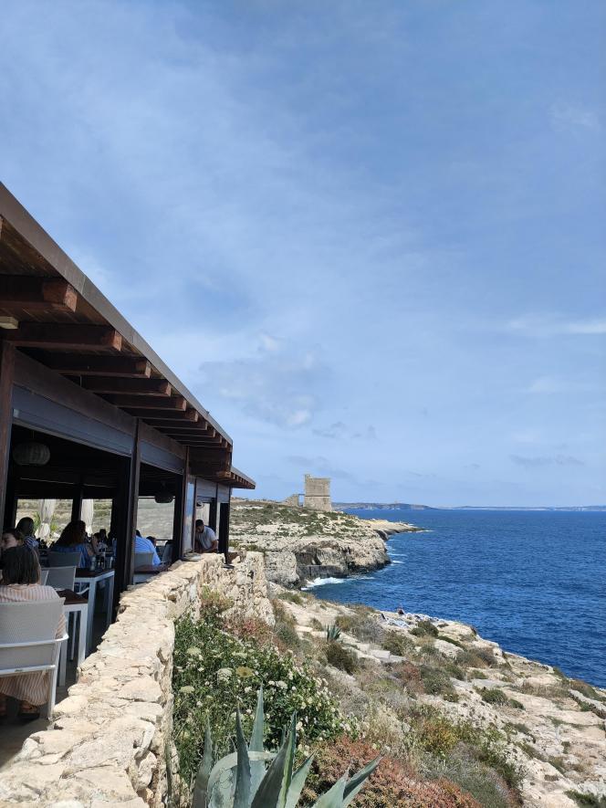 B9735607692Z.1_20231207200353_000+GGUNU9K57.1-0