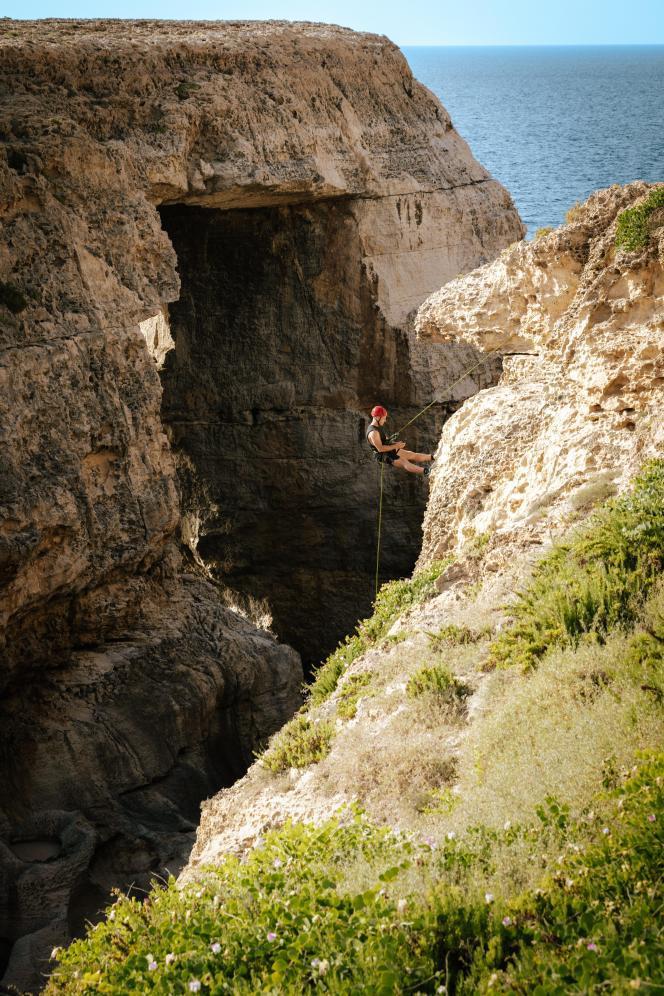 B9735607692Z.1_20231207200353_000+GGUNU9INE.1-0