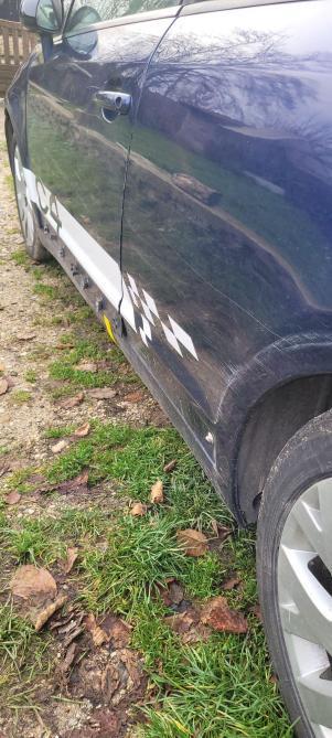 B9735631784Z.1_20231212135320_000+G20NV165G.1-0