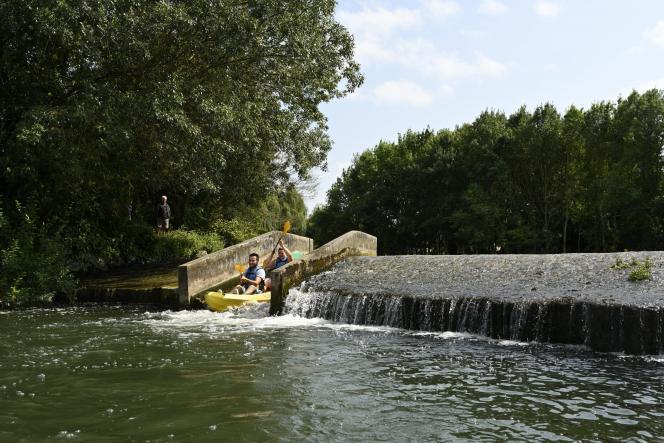 B9735646770Z.1_20231214192538_000+GBLNVGHCH.1-0