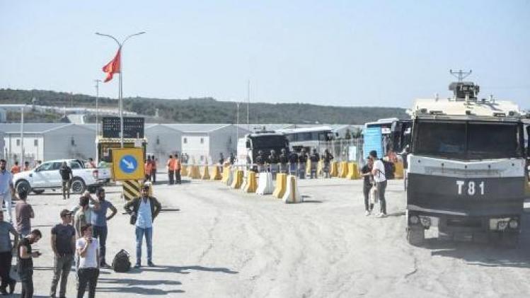 Honderden arrestaties bij staking op luchthaven in aanbouw in Istanboel