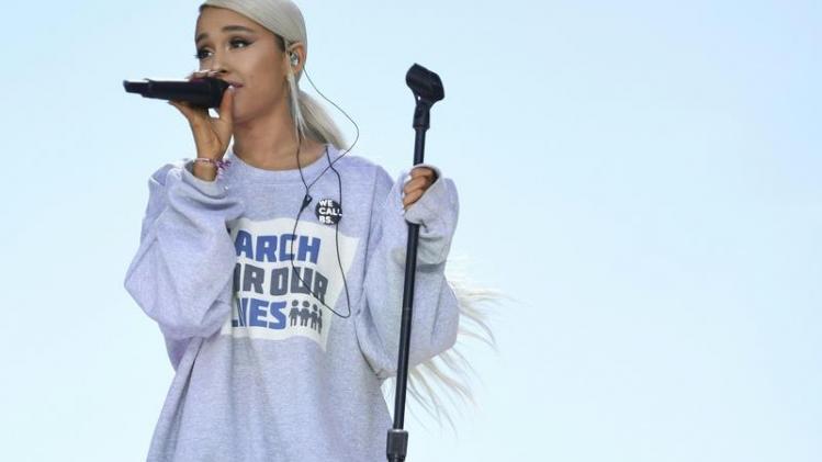 Ariana Grande brengt eerbetoon aan overleden Mac Miller