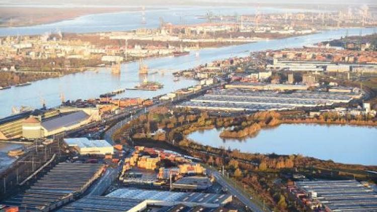 Drie kwart van trafiek in Antwerpse haven plat door staking