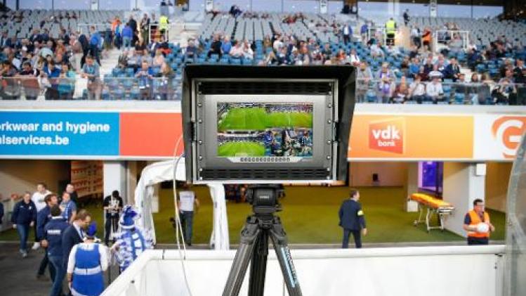 UEFA zet licht op groen voor videoref tijdens Champions League en EK