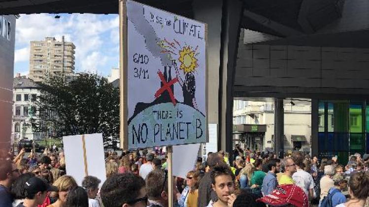 Klimaatprotest aan Europees Parlement vraagt meer Belgische ambitie