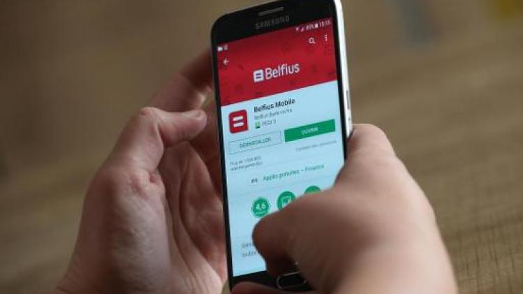 Belfius-klanten kunnen binnen de twee minuten digitaal autoverzekering afsluiten