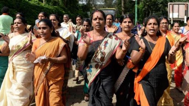 Hevig protest nu vrouwen voor het eerst welkom zijn in tempel in India