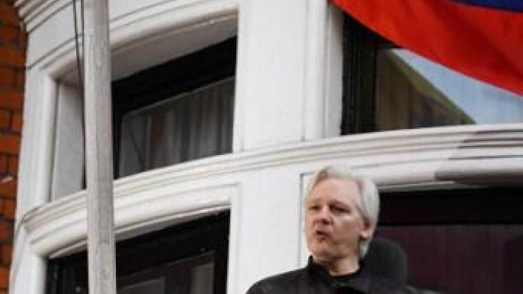 Wikileaks-oprichter Assange wil Ecuador aanklagen