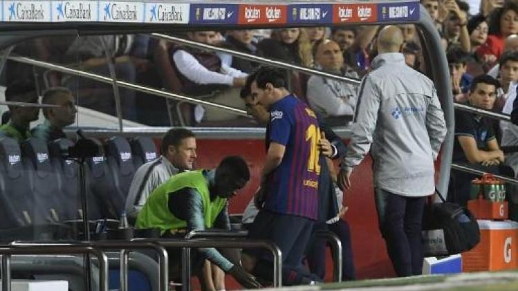 Primera Division - Messi drie weken buiten strijd met armbreuk
