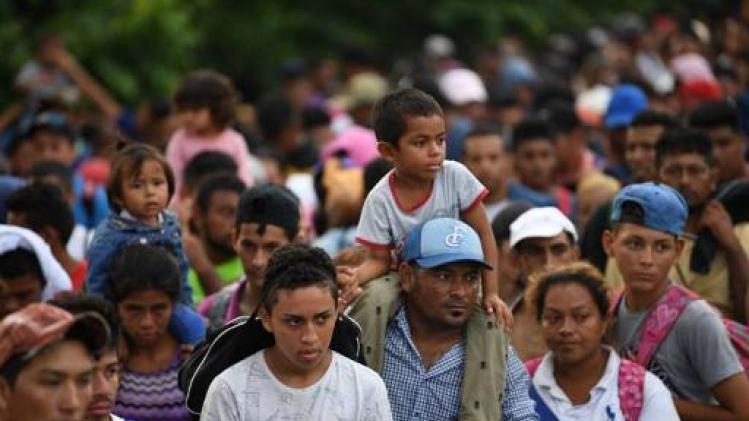 Duizenden Hondurese migranten hernemen tocht richting VS