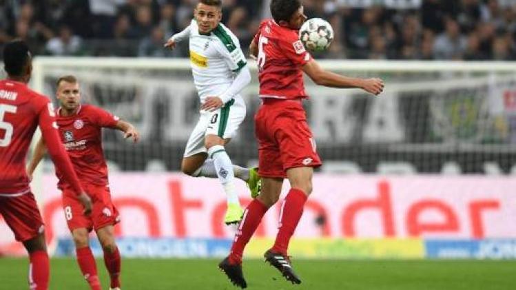 Belgen in het buitenland - Thorgan Hazard schittert in glansrijke zege van Gladbach tegen Mainz
