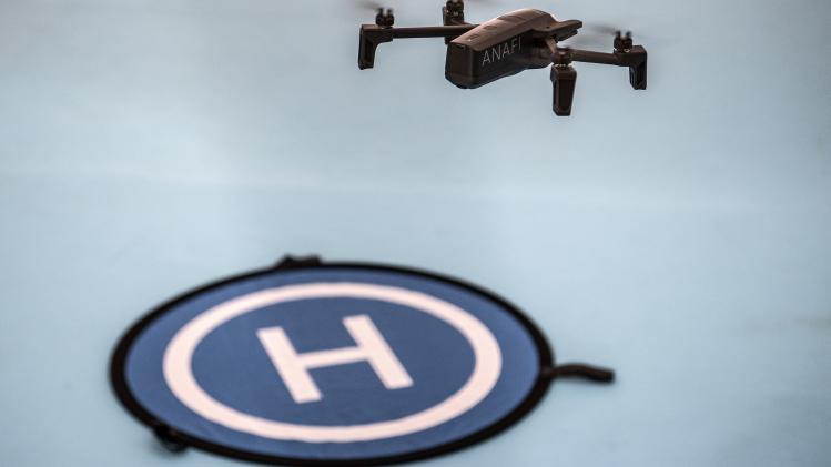 Uber wil tegen 2021 hamburgers met drone bezorgen