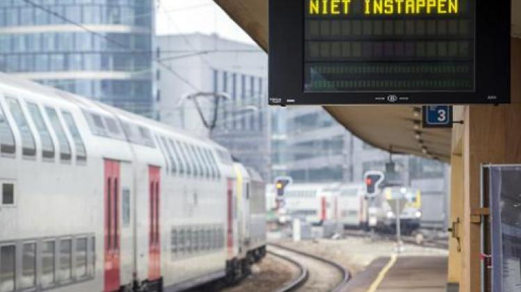 Compensaties bij treinvertragingen afgebouwd in nieuwe beheersovereenkomst NMBS