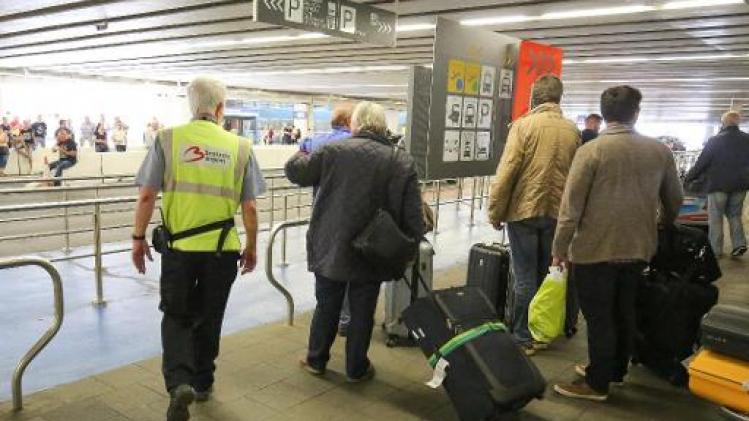 300-tal personen overnachtte op de luchthaven