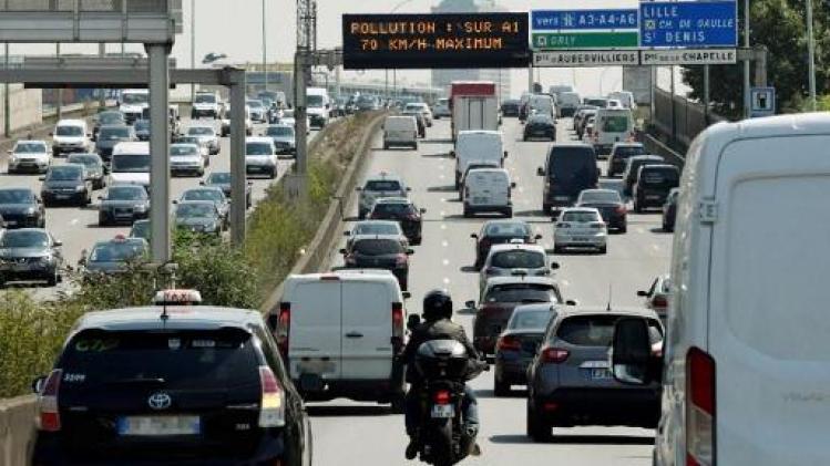 Meest vervuilende wagens vanaf juli niet meer welkom in Parijs