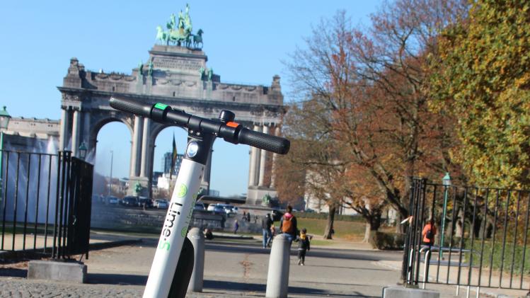 Lime rolt elektrische steps uit in Brussel en Antwerpen