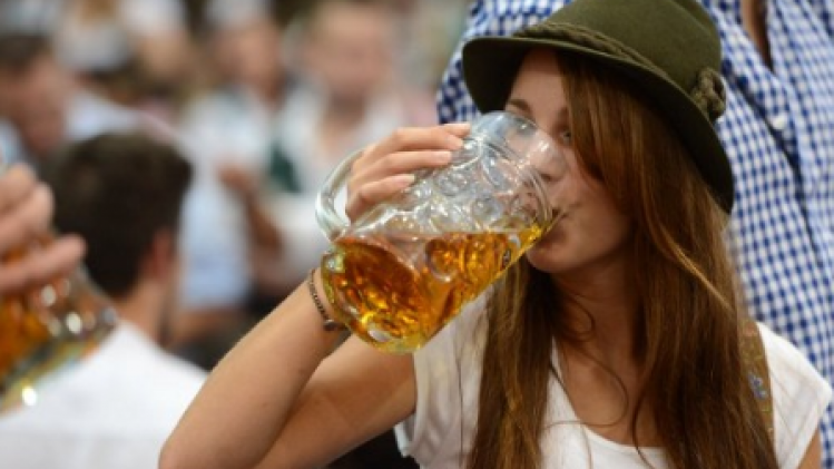 Aantal jongeren dat te veel drinkt stijgt