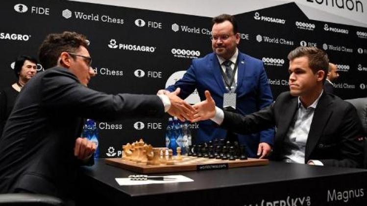 WK schaken - Carlsen en Caruana stevenen onverstoorbaar op tiebreak af