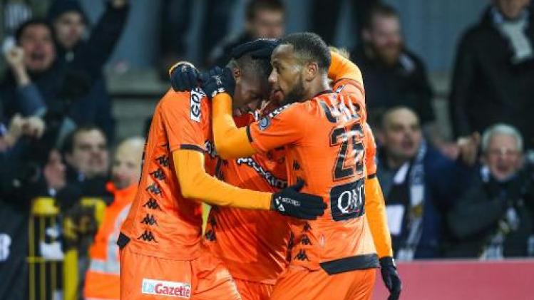 Jupiler Pro League - Charleroi deelt zoveelste tik uit aan Lokeren