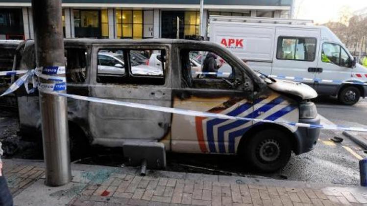 'Geel hesje' dat politiewagen in brand zou gestoken hebben