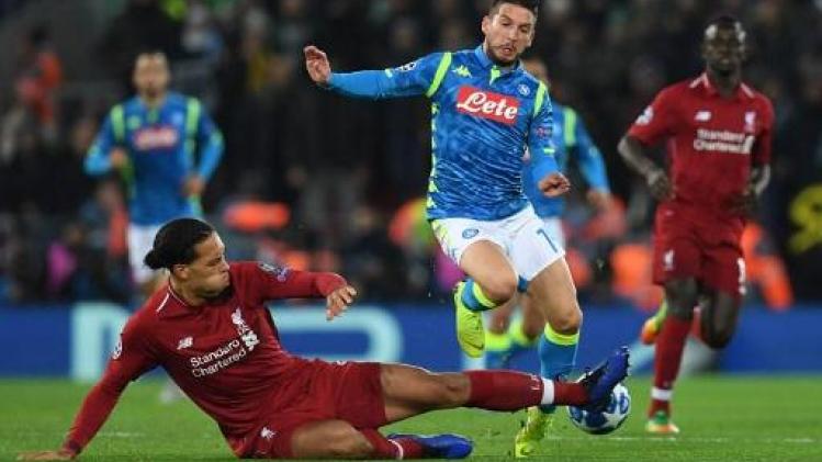 Belgen in het buitenland - Liverpool schakelt Napoli van Dries Mertens uit