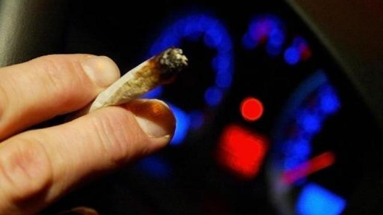 Ook Wallonië gaat roken in de auto in bijzijn van kinderen verbieden