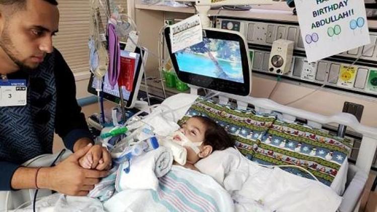 Jemenitische moeder mag toch VS binnen om doodziek kind nog eens te zien