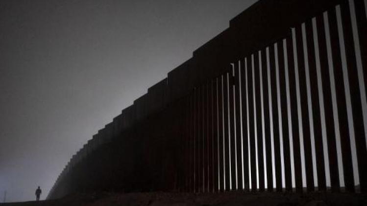 Donald Trump waarschuwt voor lange "shutdown" als er geen geld komt voor grensmuur Mexico