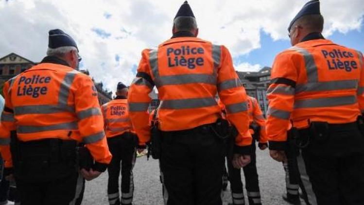 Vier politiemannen gewond bij interventie in Luik