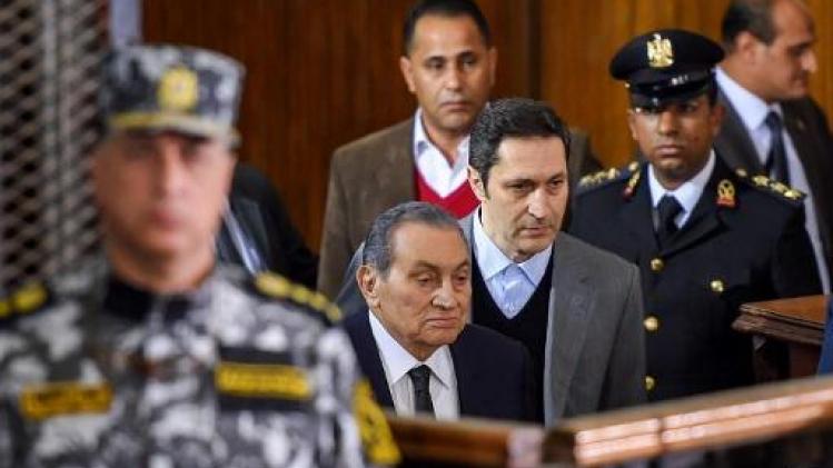 Egyptische ex-president Moebarak vraagt toestemming Sisi om tegen Morsi te getuigen