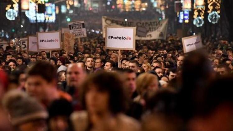 Duizenden protesteren in Belgrado tegen regering