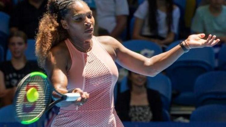 Serena Williams wint bij rentree
