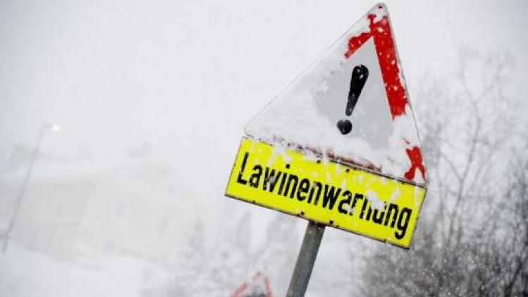 Zware sneeuwval zorgt voor hinder in Duitsland