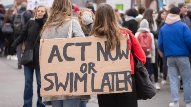 Vlaamse regering nodigt spijbelende klimaatjongeren uit voor gesprek op woensdagnamiddag
