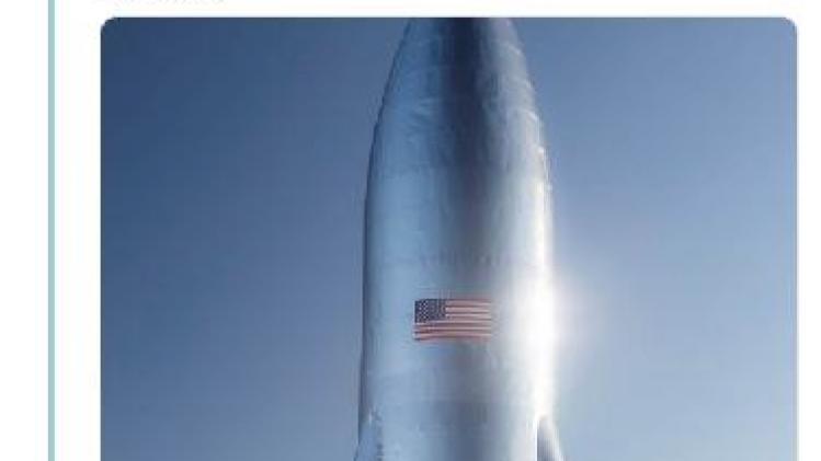 Elon Musk pronkt met prototype van nieuwe raket