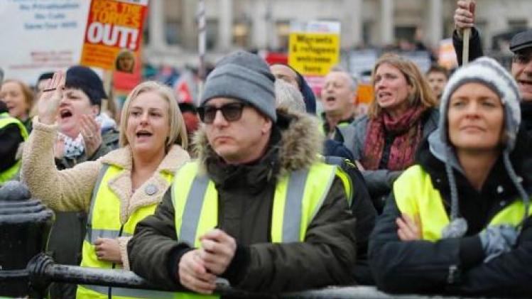 Betoging gele hesjes in Londen tegen besparingen