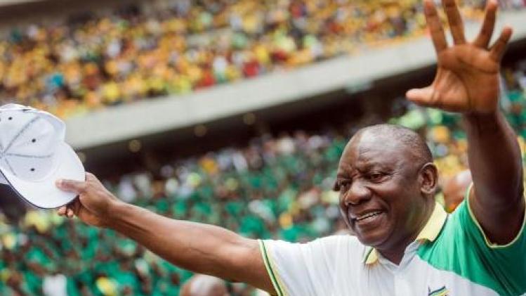Zuid-Afrikaanse president belooft de democratie te versterken
