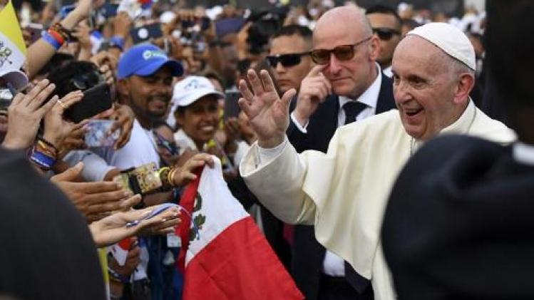 Paus Franciscus komt aan op Wereldjongerendagen in Panama