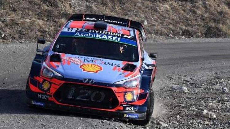 Stuurfoutje op vrijdag kost Thierry Neuville de zege