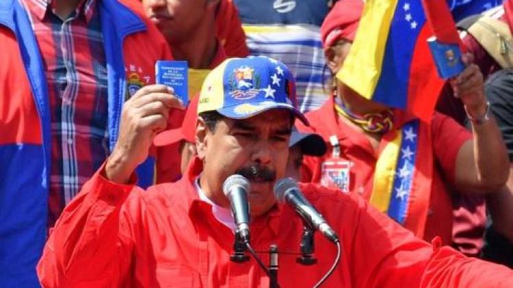 Crisis Venezuela: Maduro waarschuwt voor burgeroorlog