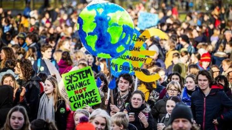 Duizenden scholieren betogen in Den Haag voor het klimaat