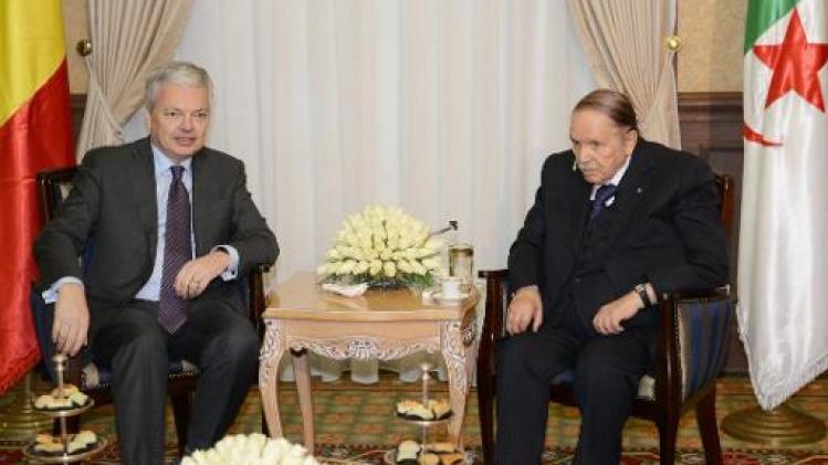 Algerijnse regeringspartij stelt vijfde herverkiezing president Bouteflika voor