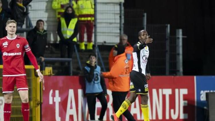 Jupiler Pro League - Lokeren houdt hoop op redding na zege tegen Antwerp