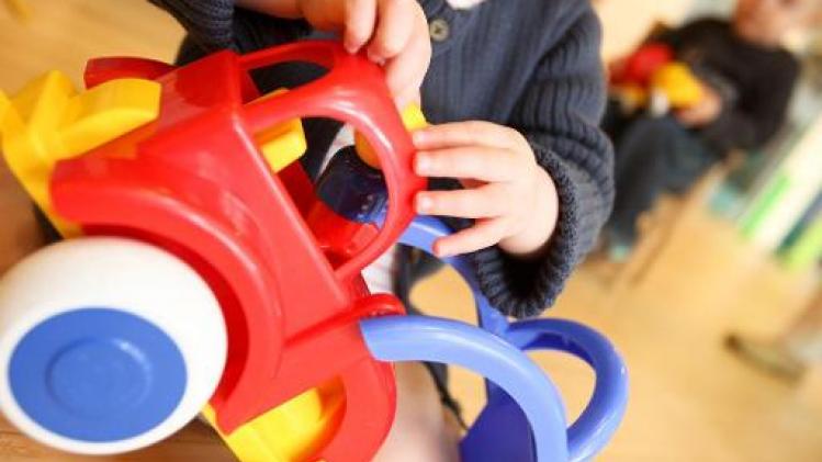 Vlaamse Jeugdraad verwijst kinderopvangvoorstel naar prullenbak